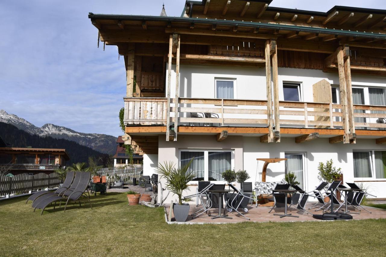 Landhotel Anna Sankt Martin am Tennengebirge Exterior foto